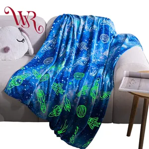 Manta Luminosa con Diseño de Espacio Exterior, Brilla en la Oscuridad, Manta Cálida y Brillante, Proveedor - Product Image 1