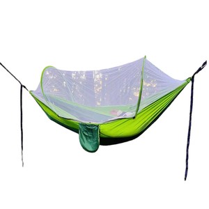 <span class=keywords><strong>Hamac</strong></span> réglable à plat avec <span class=keywords><strong>structure</strong></span> de poteaux internes et tissu en nylon de soutien pour les dormeurs sur le dos - Product Image 3