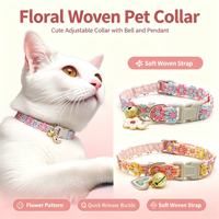 Collier pour animaux de compagnie en dentelle colorée, collier décoratif mignon avec clochette, accessoire de collier réglable et adorable pour chats et petits chiens