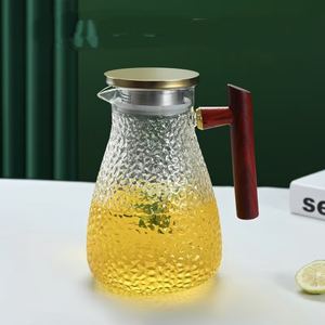 <span class=keywords><strong>Carafe</strong></span> <span class=keywords><strong>ou</strong></span> pot à eau <span class=keywords><strong>en</strong></span> <span class=keywords><strong>verre</strong></span> avec poignée et couvercle <span class=keywords><strong>en</strong></span> métal <span class=keywords><strong>en</strong></span> acier inoxydable 304 pour cuisine et table - Product Image 1