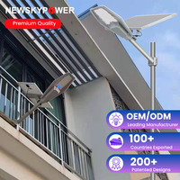 Lampu Jalan tenaga surya 100W, menampilkan pengaturan kecerahan cerdas fungsi Timer Panel efisiensi tinggi untuk penerangan Taman