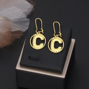 Pendientes Colgantes de Latón de Alta Calidad con Letras JXX, Bañados en Oro de 24K, Estilo Clásico, Venta al por Mayor Personalizada para Kiribati - Product Image 3