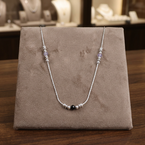 Collar de Cadena de Plata Fina Moderna con Detalles de Cuentas Moradas y Negras, Joyería Delicada Unisex para Estilo Casual y de Fiesta - Product Image 5