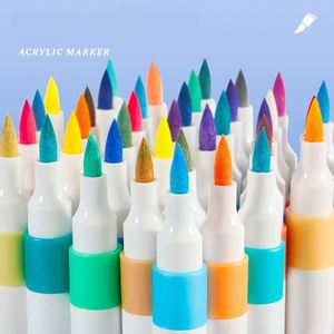 Ensemble de marqueurs à peinture acrylique professionnels, 12 couleurs à base d'eau pour peindre sur toutes les surfaces - Product Image 2