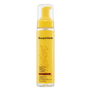 Lotion coiffante en mousse à tenue légère pour boucles, ondulations et cheveux texturés, fini lisse pour le coiffage quotidien et l'utilisation en salon - Product Image 1