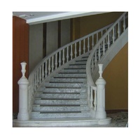 Mocarsara — escaliers en marbre blanc, étagères préfabriquées, pour l'intérieur et l'extérieur, pierre naturelle de l'hôtel, une petite et grande maison