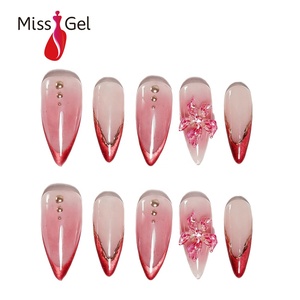 <span class=keywords><strong>Uñas</strong></span> Postizas <span class=keywords><strong>Elegantes</strong></span> con Degradado Rojo, Diseño Floral, Punta Francesa, <span class=keywords><strong>Uñas</strong></span> Artificiales <span class=keywords><strong>Largas</strong></span> y Cuadradas, Certificadas por MSDS - Product Image 1