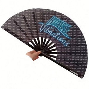 Ventilador de mano plegable de gran tamaño con impresión personalizada, ventiladores de mano de bambú reactivo UV para festivales Raves - Product Image 3