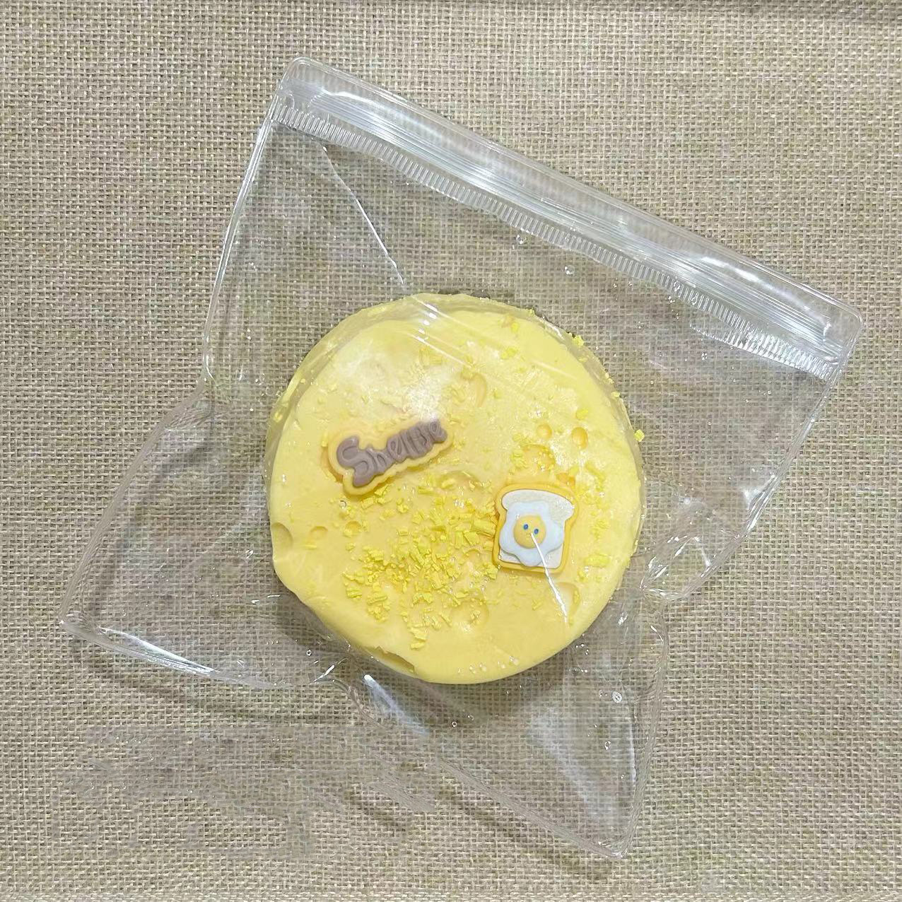 20766-ชีสกลม สควีชชี่ [8.5*8.5*5ซม. 250ก.]