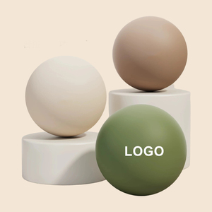 Venta al por mayor <span class=keywords><strong>Pilates</strong></span> Mini Ball 20cm marrón beige <span class=keywords><strong>Pilates</strong></span> Ball Logo personalizado Negro Marfil pequeña bola <span class=keywords><strong>de</strong></span> <span class=keywords><strong>Pilates</strong></span> con logotipo personalizado - Product Image 1