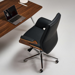 Silla de Oficina Ejecutiva de Lujo con Respaldo Alto y Función Reclinable, Silla de Oficina Ergonómica Moderna para Jefes - Product Image 3