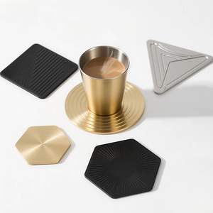 Services de production personnalisés en usine sous-verres en aluminium brillant sous-verres carrés ronds en métal support personnalisé logo laser - Product Image 2