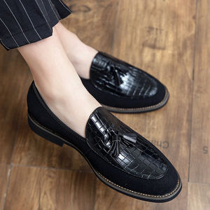 2025 Customized Men's Genuine Leather Casual <b>Pointed</b> <b>Toe</b> Loafers Easy Wear Retro Dress Wedding Shoes with <b>Flat</b> Feature - Product Image 1