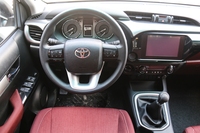 Toyota Hilux (Double Cabine) 4x4 SFX L7 Diesel Transmission Manuelle Euro VI R18 Intérieur Clair 2026
