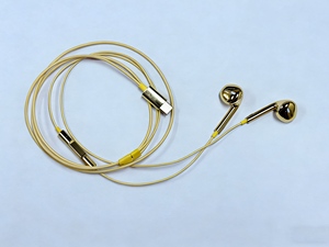 Écouteurs filaires en métal plaqué coloré, best-seller TikTok, or et argent, intra-auriculaires avec micro, Type C 3,5 mm pour iPhone et Android - Product Image 2