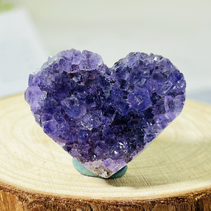 Cristal de Roca <span class=keywords><strong>Natural</strong></span> Amatista, Pequeño Adorno de Corazón Tallado a Mano, Geoda de <span class=keywords><strong>Uruguay</strong></span> para Sanación - Product Image 3