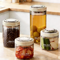 Afgesloten groene pruim litchi drank fruitwijn kimchi koffie glas fermentatie weckpot bus fles brouwcontainer blik