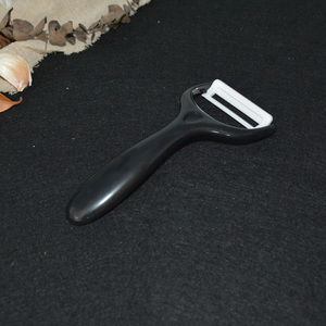 <span class=keywords><strong>Juego</strong></span> <span class=keywords><strong>de</strong></span> <span class=keywords><strong>Cuchillos</strong></span> <span class=keywords><strong>de</strong></span> Cocina Estilo Alemán <span class=keywords><strong>de</strong></span> 6 Piezas con Mango Recubierto <span class=keywords><strong>de</strong></span> PP, Hoja Forjada a Mano, Cuchillo <span class=keywords><strong>de</strong></span> Chef para Verduras y Frutas, Tijeras <span class=keywords><strong>de</strong></span> Cocina - Product Image 6
