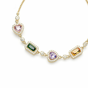 Pulsera de Cristal con Forma de Corazón, Zirconia Multicolor con Engaste de Bisel, Joyería para Uso Diario - Product Image 1