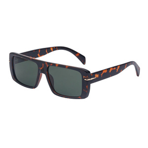 Gafas de sol polarizadas con montura cuadrada ZS-DB7063P para hombre, protección UV400, montura de PC, lentes TAC, color negro, protección solar para exteriores. - Product Image 3