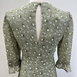 2025 फ्रेंच शैली के कपड़े निर्माता कस्टम गर्दन छोटी पफ आस्तीन मिनी डेज़ी रूफले पोशाक महिलाओं के लिए - Product Image 5