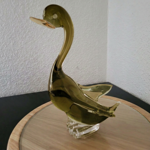 Figura de cisne de vidrio soplado a mano, amarillo, con temática animal, pieza de arte decorativa. - Product Image 2