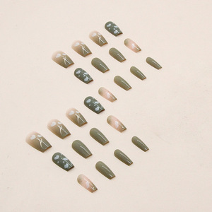 Cosyleaf - Uñas Postizas de ABS al por Mayor con Pegamento para Uso en Dedos, Proyectos de Arte de Uñas Rápidos y Creativos, y Diseños Impresionantes - Product Image 2