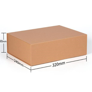 Caja <span class=keywords><strong>de</strong></span> regalo magnética <span class=keywords><strong>de</strong></span> lujo <span class=keywords><strong>de</strong></span> alta gama Logotipo impreso personalizado Lámina <span class=keywords><strong>de</strong></span> oro Relieve Caja plegable Embalaje <span class=keywords><strong>Ropa</strong></span> Papel Vela Caja Embalaje - Product Image 2