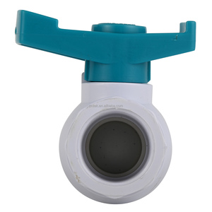 บอลวาล์วพีวีซีแบบเกลียวสำหรับผู้ชายและผู้หญิงบอลวาล์ว PVC แบบมีที่จับสีขาวแดงน้ำเงินดำ - Product Image 3