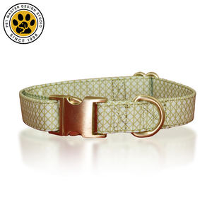 सिनस्काई नेचुरल स्टाइल 2022 हॉट सेलिंग प्लेड प्रिंटेड क्लॉथ कस्टम लोगो आरामदायक सॉफ्ट वॉकिंग डॉग कॉलर पेट कॉलर - Product Image 1