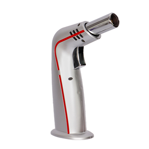 2025 nuevo estilo potentes logotipos personalizados con bloqueo a prueba de viento encendedor de antorcha inclinada para venta al por mayor - Product Image 4