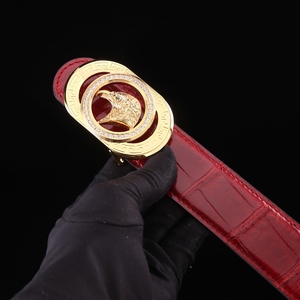 Cinturón Formal Personalizado de Lujo para Hombre con Hebilla de Acero Nile, Piel de Cocodrilo de Alto Brillo, Duradero, Ligero y Transpirable - Product Image 4