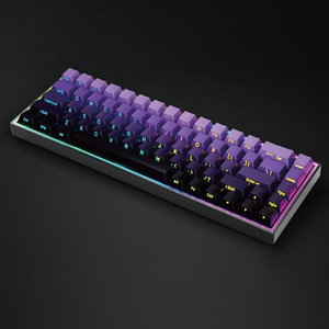 Clavier mécanique de jeu filaire 68 touches Clavier mécanique de jeu avec interrupteur bleu remplaçable à chaud Lumière respiratoire RVB - Product Image 1
