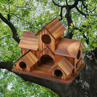 Kreatives Vogelhaus im Europäischen Stil aus Massivholz, Bienenstock-Design, Rustikales Ornament im Villenstil, Hängendes Vogelfutterhaus