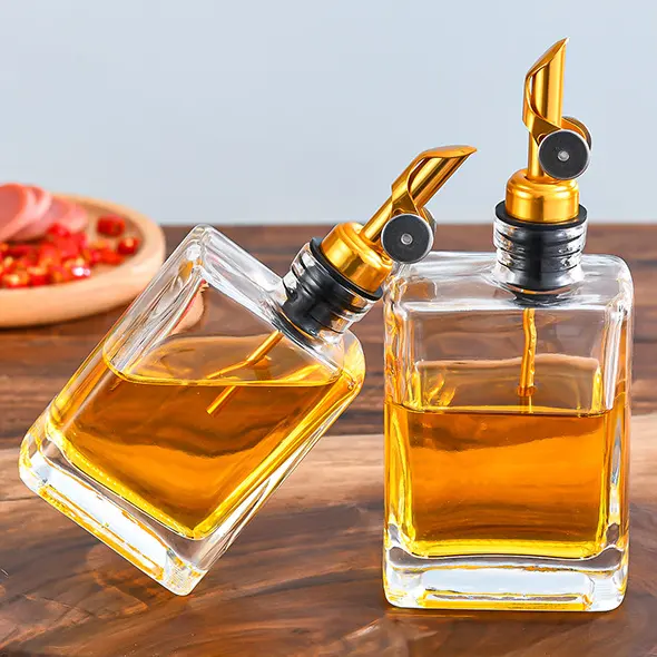Großhandel heiß verkaufen neue tragbare für Küche Olivenöl Wein gießen Küche Kaffee Sirup Spender Glasflaschen