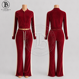 Completo Tuta in Velluto Autunnale Personalizzabile con Logo 3D, Giacca con Zip a Righe Leopardate e Leggings, Set Lounge 2 Pezzi <span class=keywords><strong>Abbigliamento</strong></span> <span class=keywords><strong>Donna</strong></span> - Product Image 6