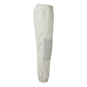 Pantalones de senderismo casuales para hombre, color beige, cálidos, ligeros, cortavientos, con parches hexagonales en las rodillas, cierre de cremallera y cintura elástica. - Product Image 2
