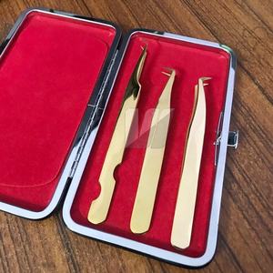 Pinzas de extensión de pestañas de acero inoxidable japonesas sostenibles chapadas en oro de alta calidad con logotipo personalizado y Punta puntiaguda - Product Image 4