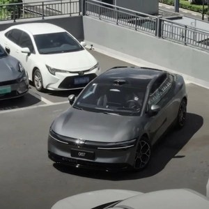 Auto Elettrica Usata Zeekr 007 Nuova Versione Dual-Motor Performance 100 kWh Guida Autonoma Ottime Condizioni - Vendita Calda - Product Image 1