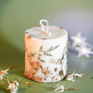 LANJO AROMA Bougie en cire de soja écologique Fleurs séchées biologiques Parfum frais Faite à la main Longue durée pour la décoration de la maison Méditation - Product Image 5