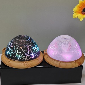 Nuevo Humidificador Creativo con Diseño de Platillo Volador y Efecto de Madera Agrietada, Luz Ambiental con Degradado de Colores, para Coche, Hogar y Oficina, Venta al por Mayor - Product Image 2