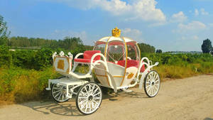 Fabricant de chariots électriques modernes sans chevaux, modèle Citrouille de Cendrillon, blanc - Product Image 2