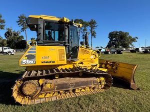 รถดันดินมือสอง Komatsu D51pxi ประหยัดน้ำมัน ใช้ค่าเชื้อเพลิงน้อย เหมาะสำหรับงานตรวจสอบก่อสร้าง รับรองมาตรฐาน CE - Product Image 2