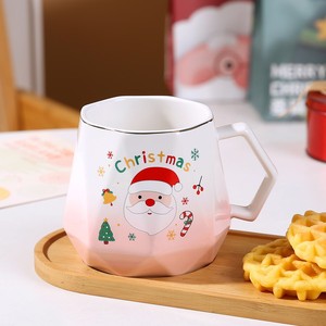 Linda <span class=keywords><strong>Taza</strong></span> de Cerámica de Comercio Transfronterizo con <span class=keywords><strong>Diseño</strong></span> de Papá Noel y Árbol de Navidad Vaso de Agua con Tapa y Cuchara para Regalos de Fiesta - Product Image 6