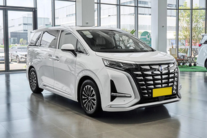 Voiture élégante BYD D 9 conduite à droite, véhicule électrique parfait pour les trajets urbains, les voyages en famille, les déplacements professionnels, affichage premium, confort et technologie de pointe - Product Image 6