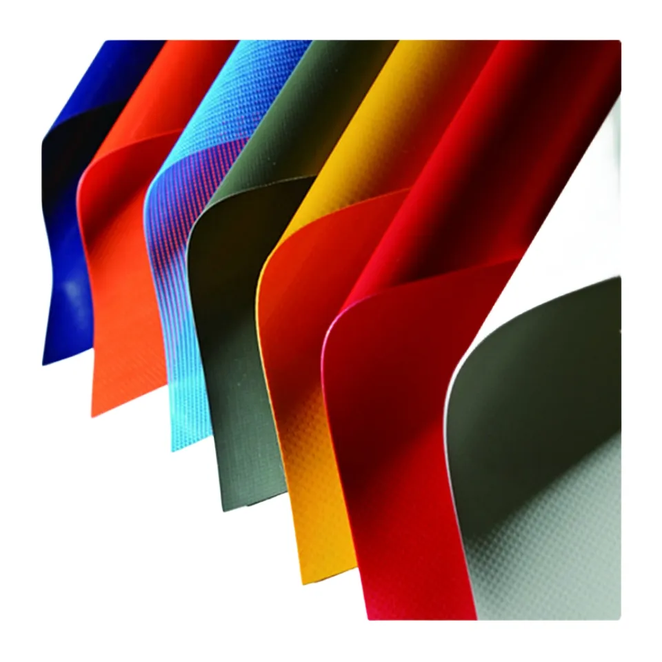 بكرة قماش PVC صناعية للفساتين للاستخدام الخارجي متينة مقاومة للأشعة فوق البنفسجية ومقاومة للماء من الجهة المصنعة