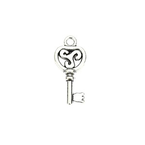 Pendentif Breloque Cœur Filigrane avec Nœud et Clé Squelette en Alliage Bronze Antique et Argent pour Cartes d'Invité de Mariage Steampunk - Product Image 4