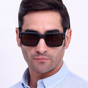 Gafas de Sol Cuadradas con Logotipo Personalizado, Estilo Vintage 2025, Montura Grande, Protección UV400, con Remaches para Hombre - Product Image 3