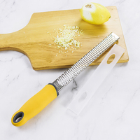 Vente chaude Légumes Fruits Outils Poignée Douce Au Toucher Lame Tranchante En Acier Inoxydable Agrumes Citron Zesteur Râpe À Fromage