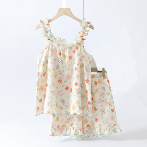 Set Pigiama Estivo da Donna Personalizzato in Cotone Traspirante, con Morbida Canotta e Pantaloncini con Elastico in Vita per Notti Confortevoli - Product Image 1